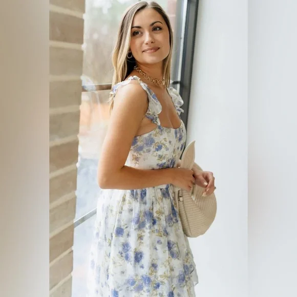 SOLD NWT BLUE AND WHITE FLORAL MAXI RUFFLE DRESS WITH SLIT - FORMAL DRESS - Picture 8 of 15